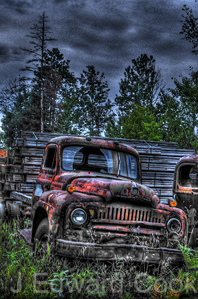 LE - TheOldBlueandOrangeTruck